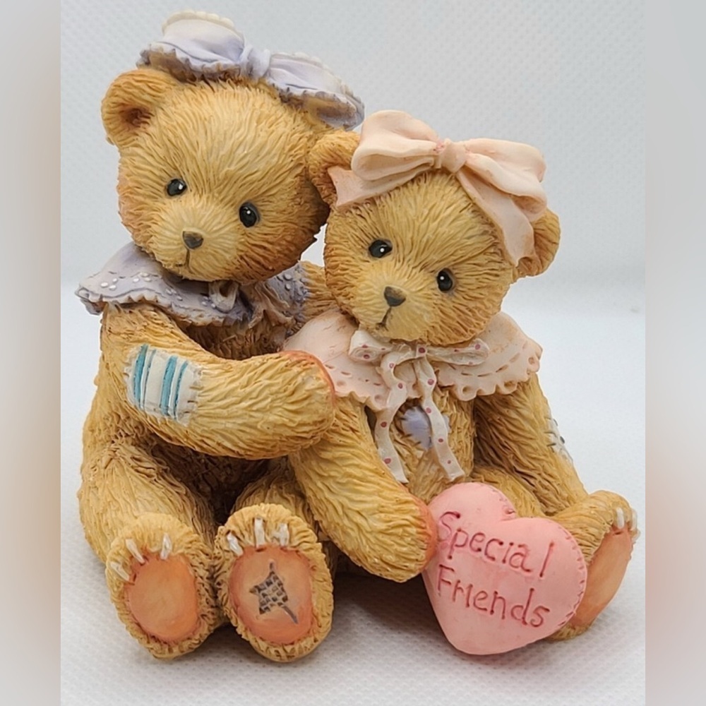VTG Cherished Teddies “Elizabeth and Ashley “ My Beary Best Friend “ figure 1993